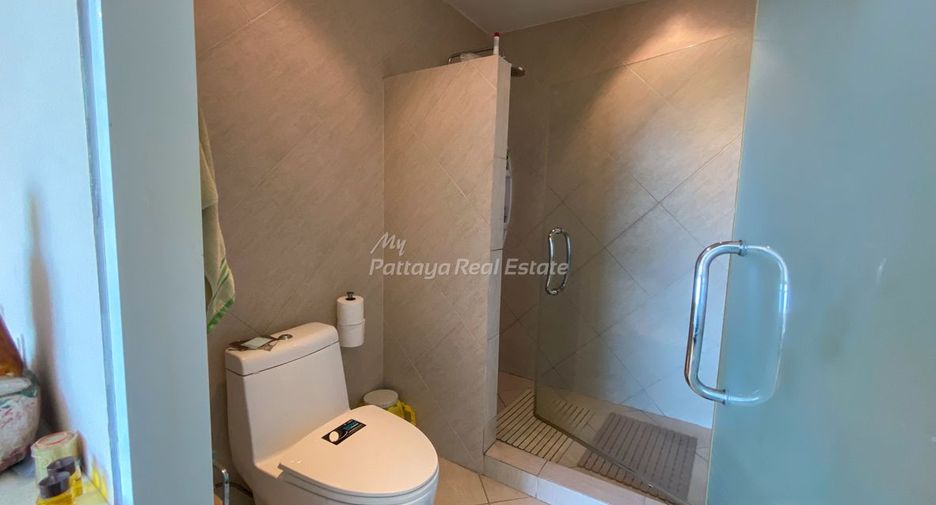 For sale 3 bedrooms condo in Bang Lamung, Chonburi