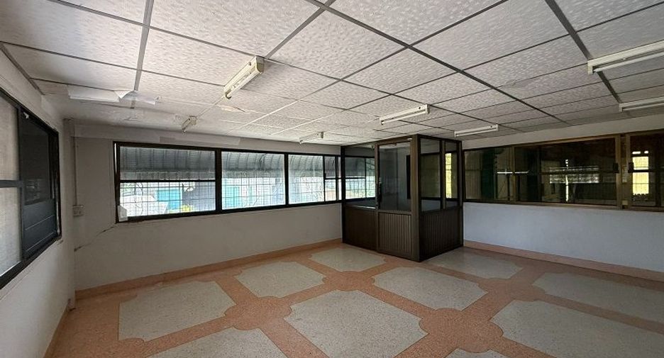 出租 2 卧室 仓库 在 Mueang Samut Sakhon, Samut Sakhon