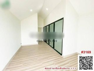 For rent 3 bedrooms office in Bang Na, Bangkok
