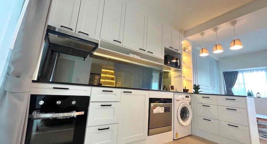 For rent 2 bedrooms townhouse in Prawet, Bangkok