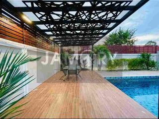 For rent 3 Beds house in Bang Lamung, Chonburi