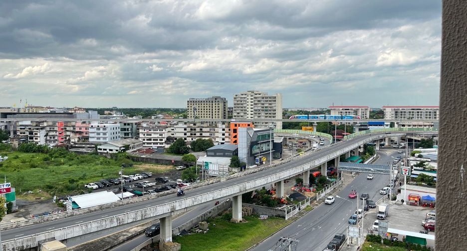 For sale 1 bed condo in Khan Na Yao, Bangkok