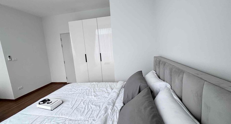 For rent 3 ベッドルーム townhouse in Bang Phli, Samut Prakan