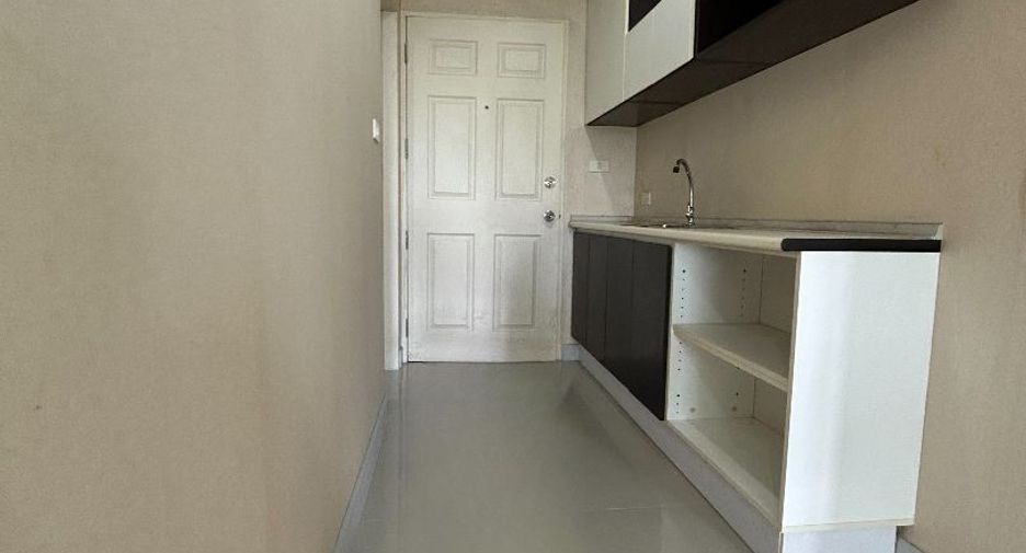 For sale 1 bed condo in Pak Kret, Nonthaburi
