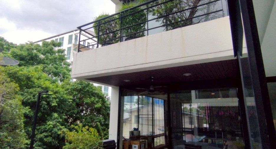 出租 4 卧室 联排别墅 在 Phaya Thai, 曼谷