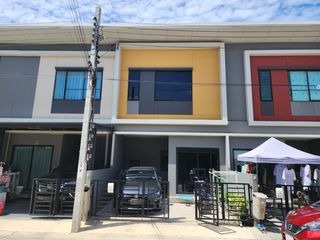 For sale 2 bed townhouse in Phra Samut Chedi, Samut Prakan