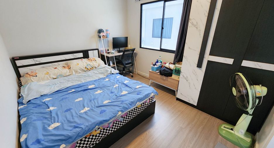 For sale 2 bedrooms townhouse in Phra Samut Chedi, Samut Prakan