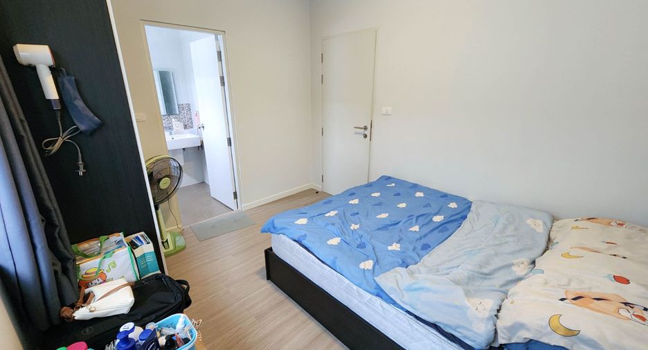 For sale 2 bedrooms townhouse in Phra Samut Chedi, Samut Prakan