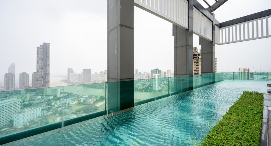 For sale 3 bedrooms condo in Sathon, Bangkok