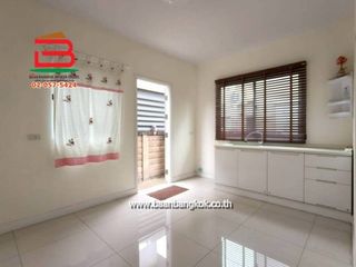 À vendre 3 chambres maison à Krathum Baen, Samut Sakhon