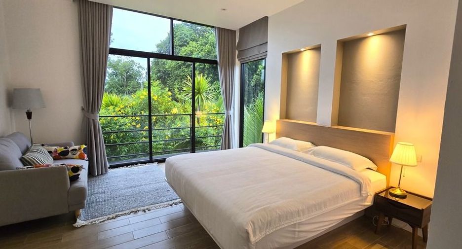 For rent 4 bedrooms house in Mueang Krabi, Krabi