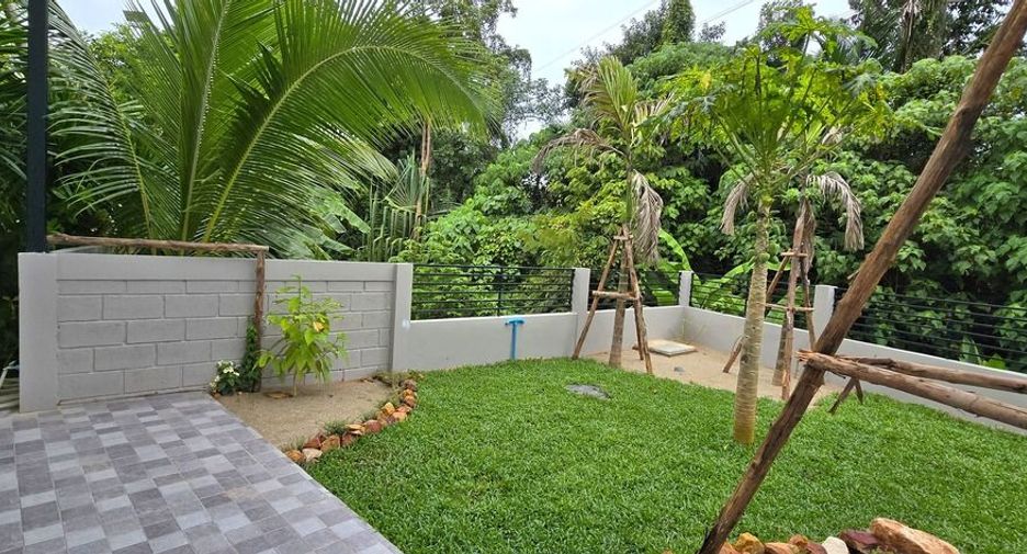 For rent 4 bedrooms house in Mueang Krabi, Krabi