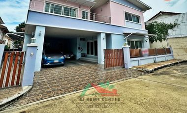 Casa en venta de 6 habitaciones en Bang Khae, Bangkok