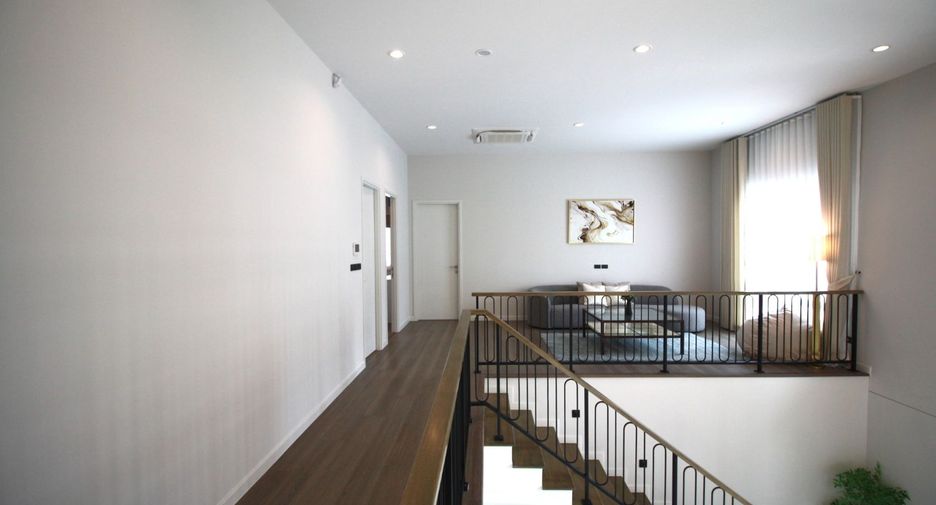 Haus zur Miete und zum Kauf mit 5 Zimmer in Bang Phli, Samut Prakan