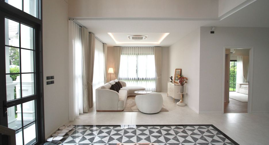 Haus zur Miete und zum Kauf mit 5 Zimmer in Bang Phli, Samut Prakan