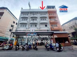 For sale 3 bed retail Space in Mueang Samut Prakan, Samut Prakan
