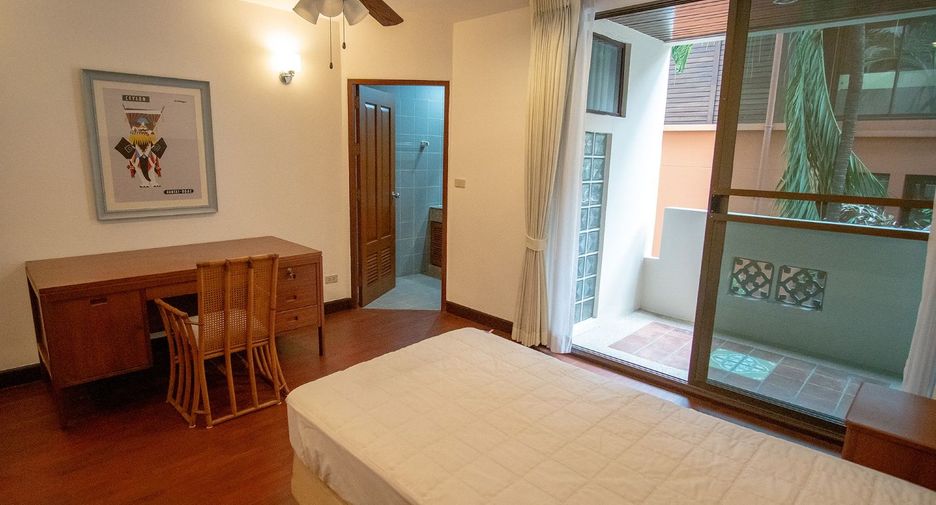 For rent 3 ベッドルーム apartment in Khlong Toei, Bangkok