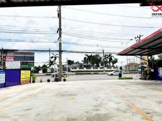 For sale 3 Beds office in Kamphaeng Saen, Nakhon Pathom