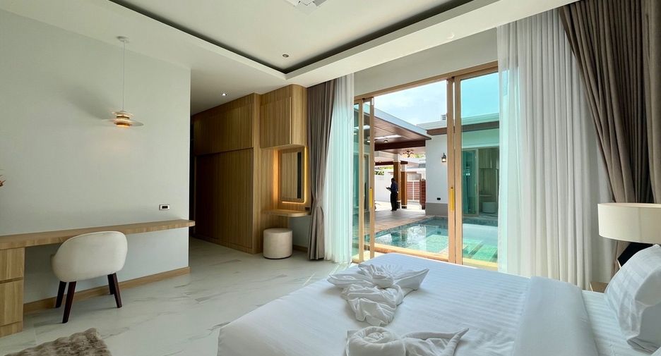 For sale 3 bedrooms villa in Mueang Krabi, Krabi