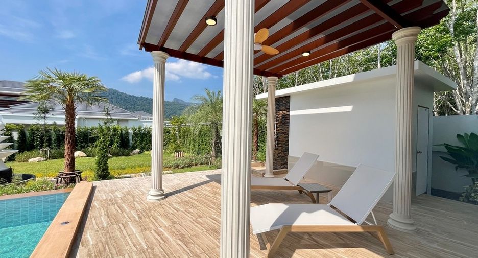 For sale 3 bedrooms villa in Mueang Krabi, Krabi