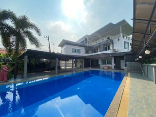 For sale 12 bed house in Pak Kret, Nonthaburi