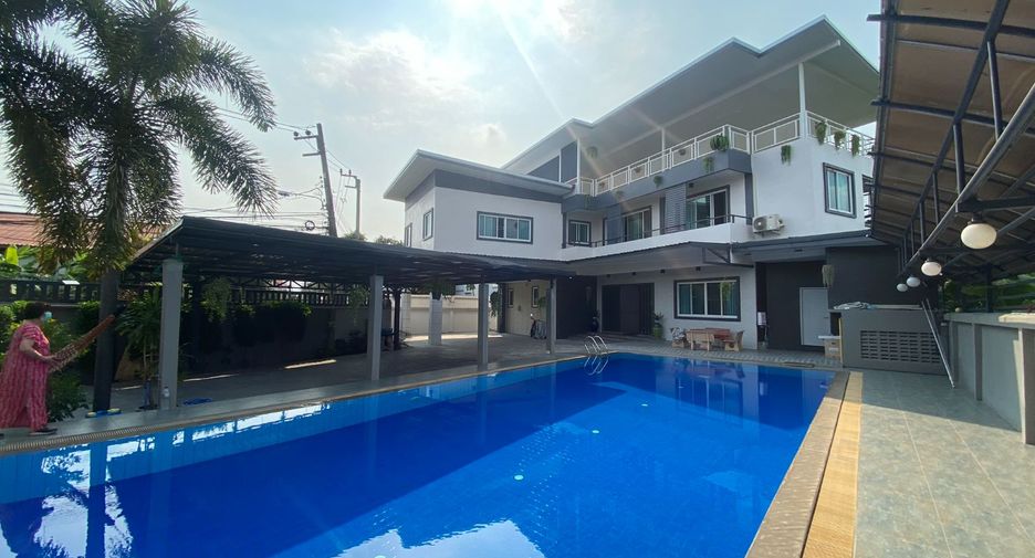 For sale 12 bed house in Pak Kret, Nonthaburi