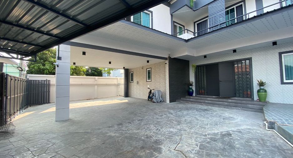 For sale 12 bed house in Pak Kret, Nonthaburi