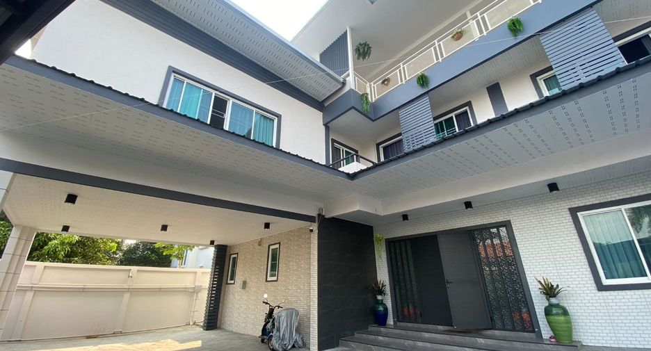 For sale 12 bed house in Pak Kret, Nonthaburi