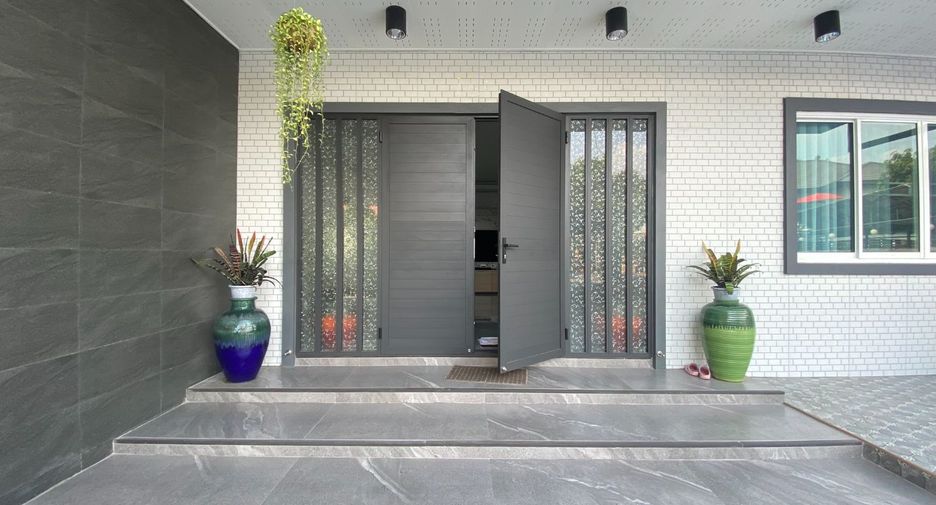 For sale 12 bed house in Pak Kret, Nonthaburi