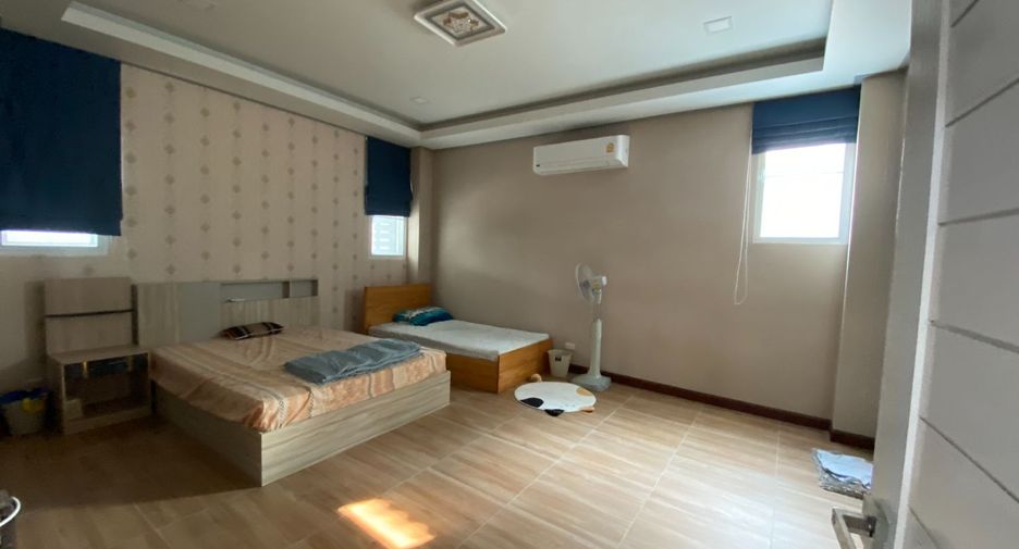 For sale 12 bed house in Pak Kret, Nonthaburi