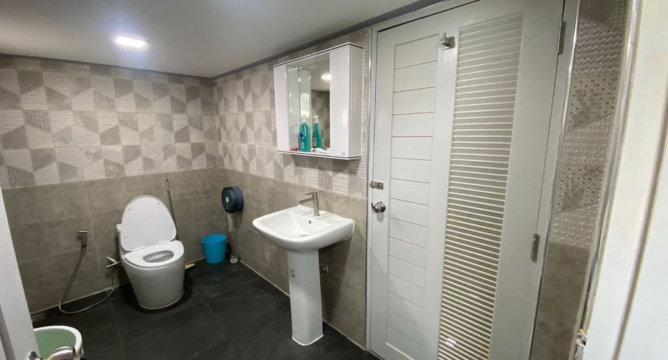 For sale 12 bed house in Pak Kret, Nonthaburi
