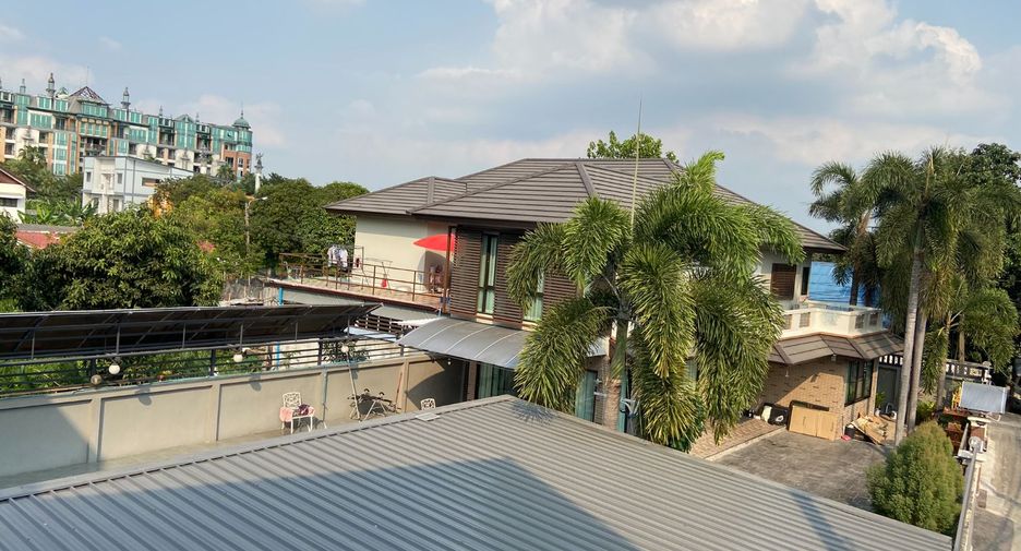 For sale 12 bed house in Pak Kret, Nonthaburi