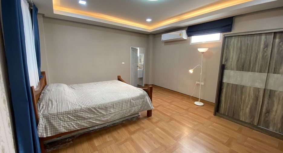 For sale 12 bed house in Pak Kret, Nonthaburi
