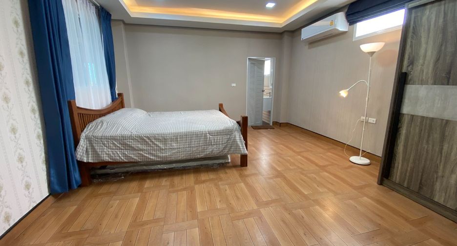 For sale 12 bed house in Pak Kret, Nonthaburi
