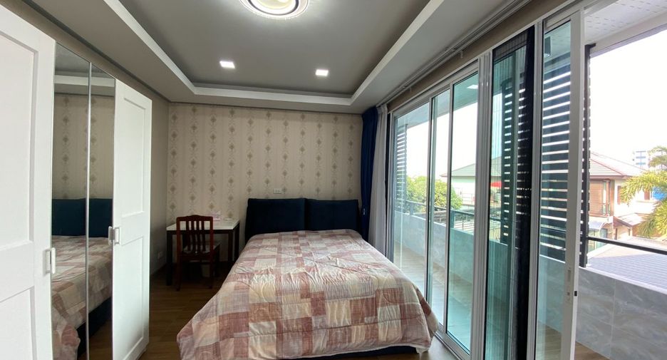 For sale 12 bed house in Pak Kret, Nonthaburi