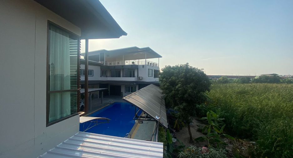 For sale 12 bed house in Pak Kret, Nonthaburi