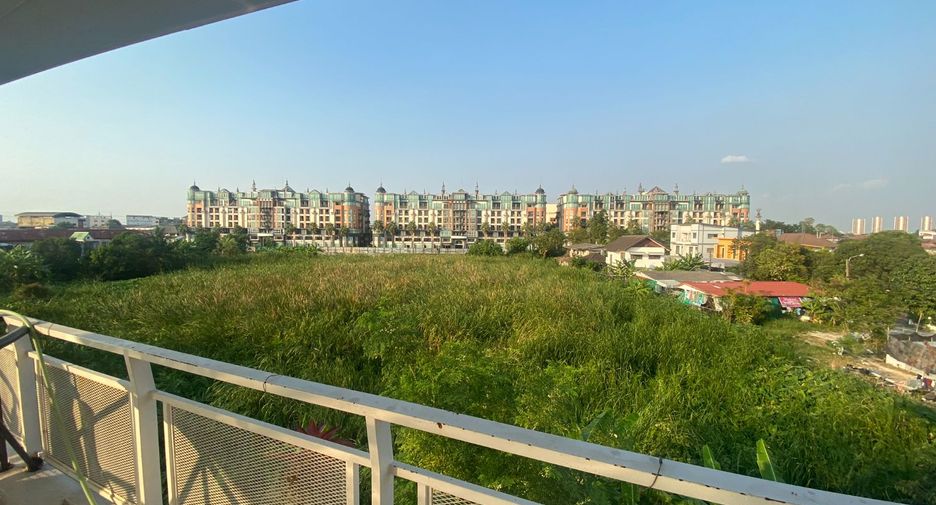 For sale 12 bed house in Pak Kret, Nonthaburi