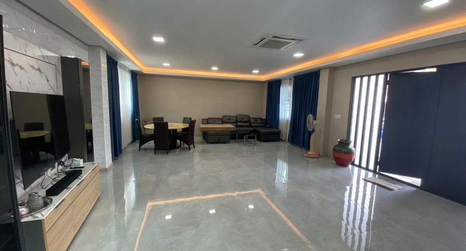 For sale 12 bed house in Pak Kret, Nonthaburi