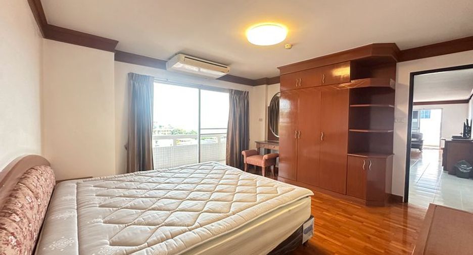 For sale 2 bedrooms condo in Si Racha, Chonburi