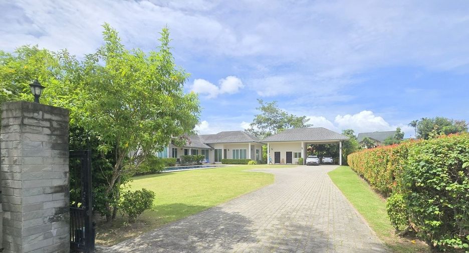 Haus zum Kauf mit 4 Zimmer in Bang Lamung, Chonburi