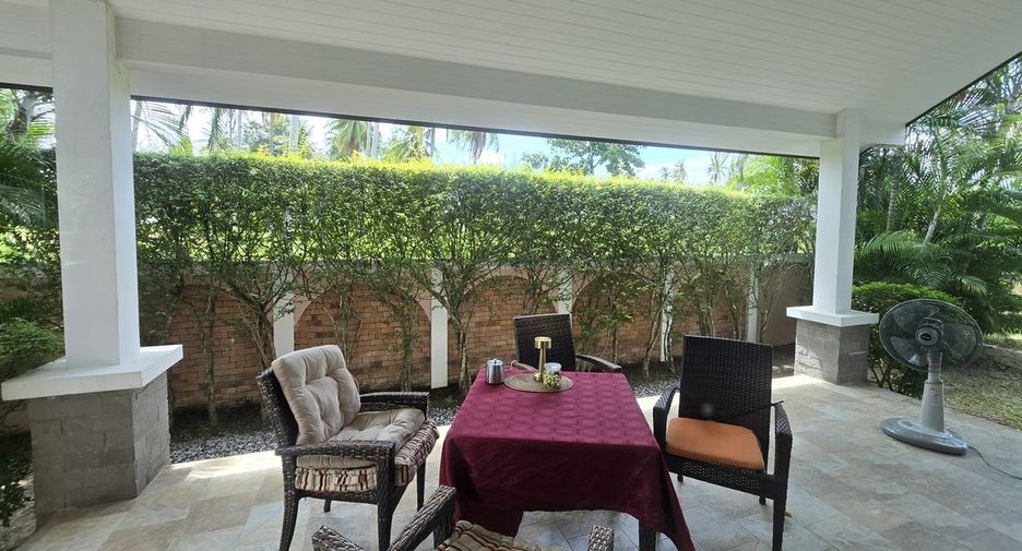 Haus zum Kauf mit 4 Zimmer in Bang Lamung, Chonburi