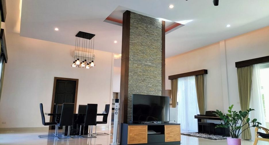 Haus zum Kauf mit 4 Zimmer in Bang Lamung, Chonburi