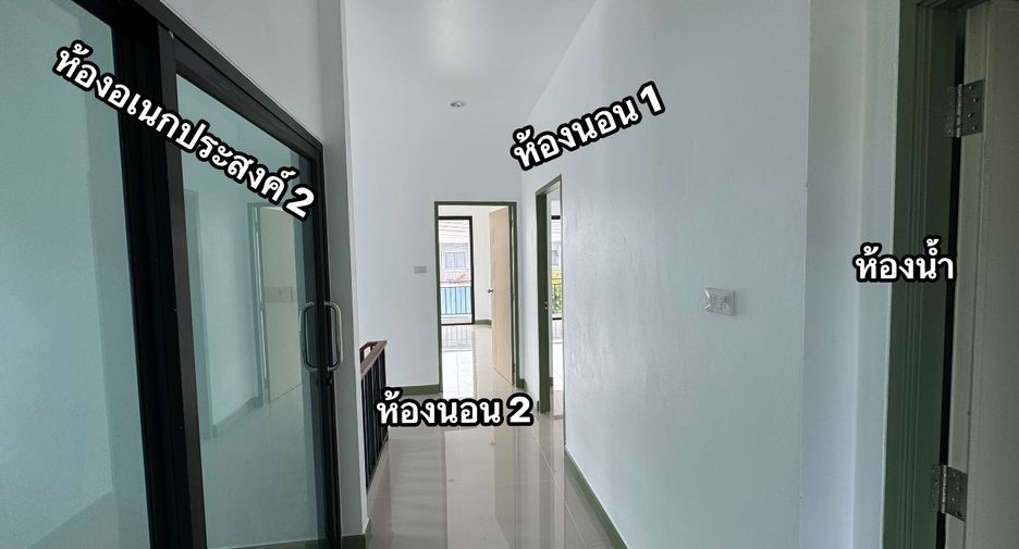 For sale 5 bedrooms townhouse in Krathum Baen, Samut Sakhon