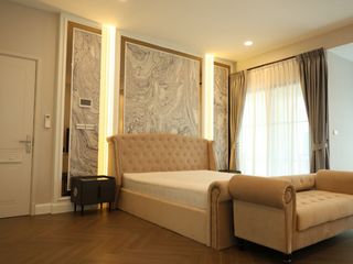 Haus zur Miete und zum Kauf mit 5 Zimmer in Saphan Sung, Bangkok