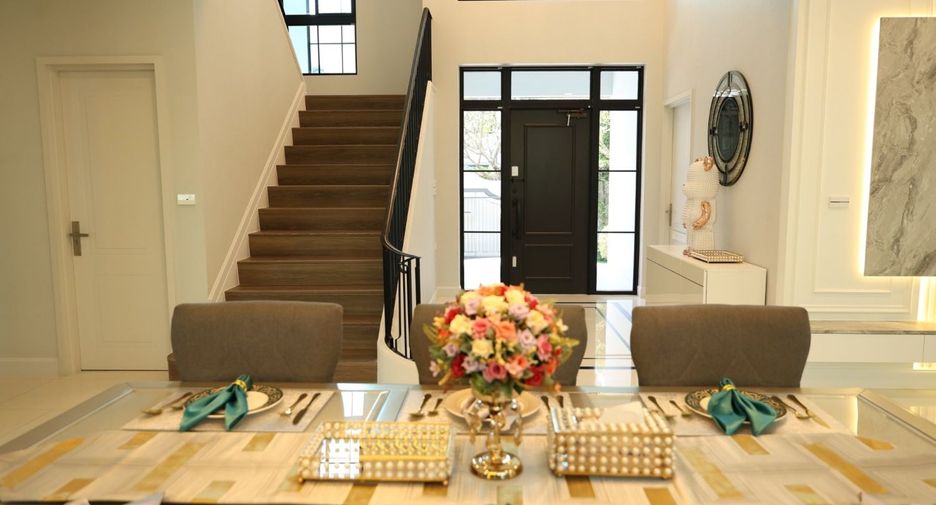 For rent and for sale 5 bedrooms house in Saphan Sung, Bangkok