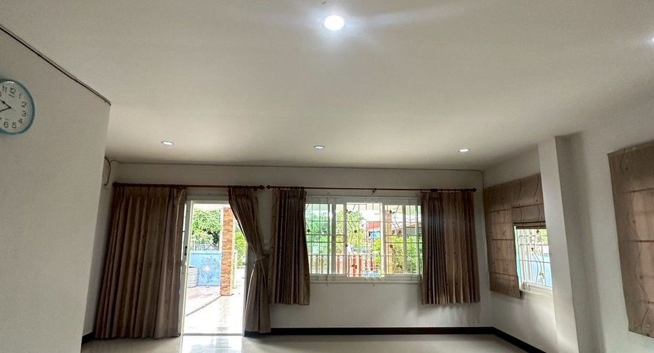 For sale 3 bedrooms house in Lam Luk Ka, Pathum Thani