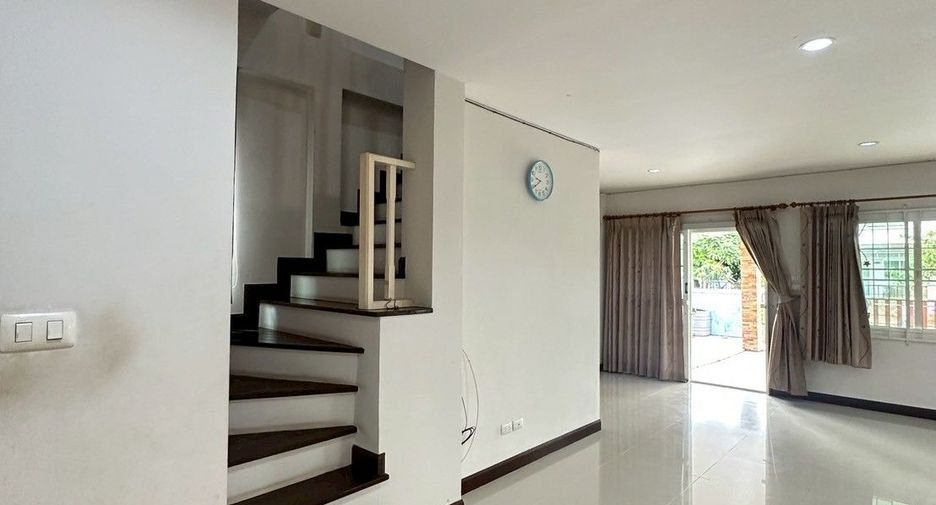 For sale 3 bedrooms house in Lam Luk Ka, Pathum Thani