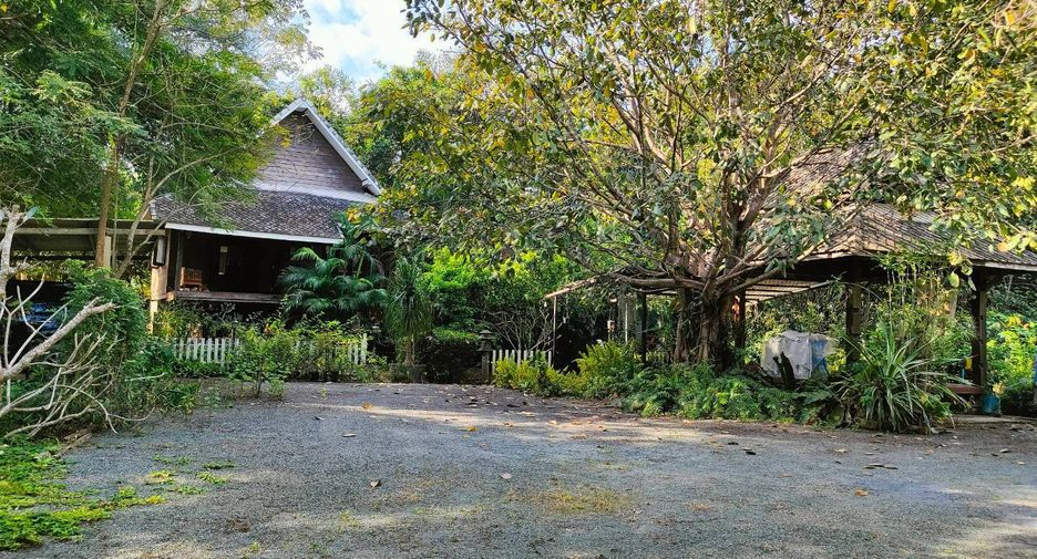 À vendre 4 chambres maison à Doi Saket, Chiang Mai