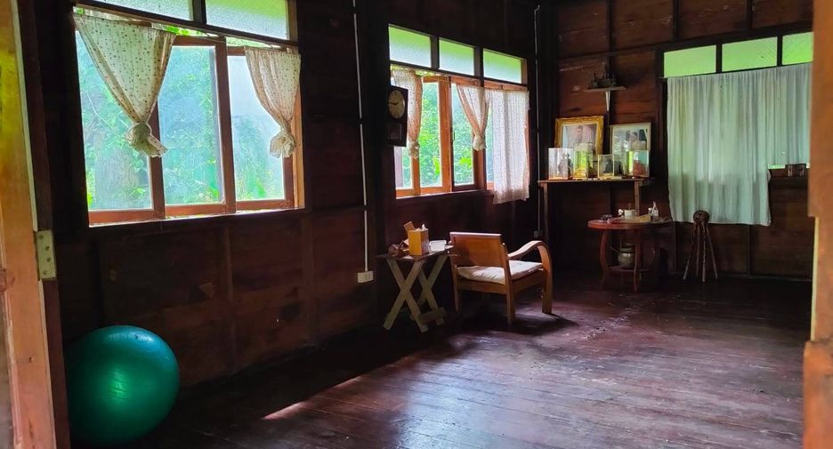 À vendre 4 chambres maison à Doi Saket, Chiang Mai