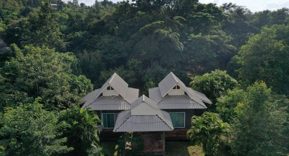 À vendre 4 chambres maison à Doi Saket, Chiang Mai
